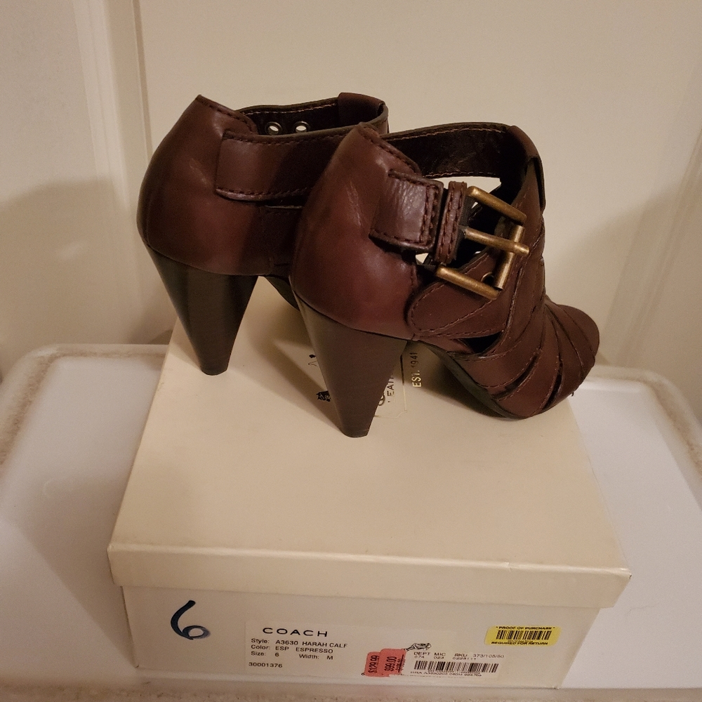 Coach Heals - image 1